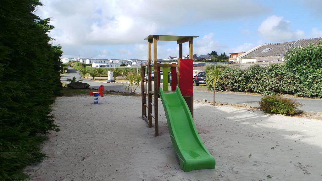 Camping De Kerurus Hotel Plounéour-Trez Zewnętrze zdjęcie