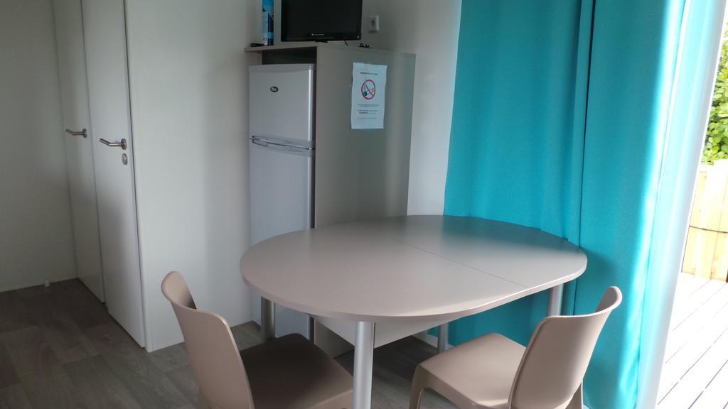 Camping De Kerurus Hotel Plounéour-Trez Zewnętrze zdjęcie