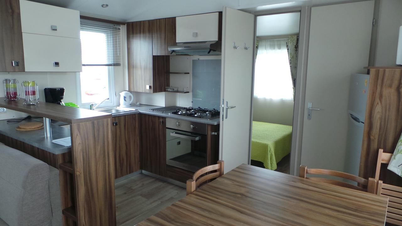 Camping De Kerurus Hotel Plounéour-Trez Pokój zdjęcie
